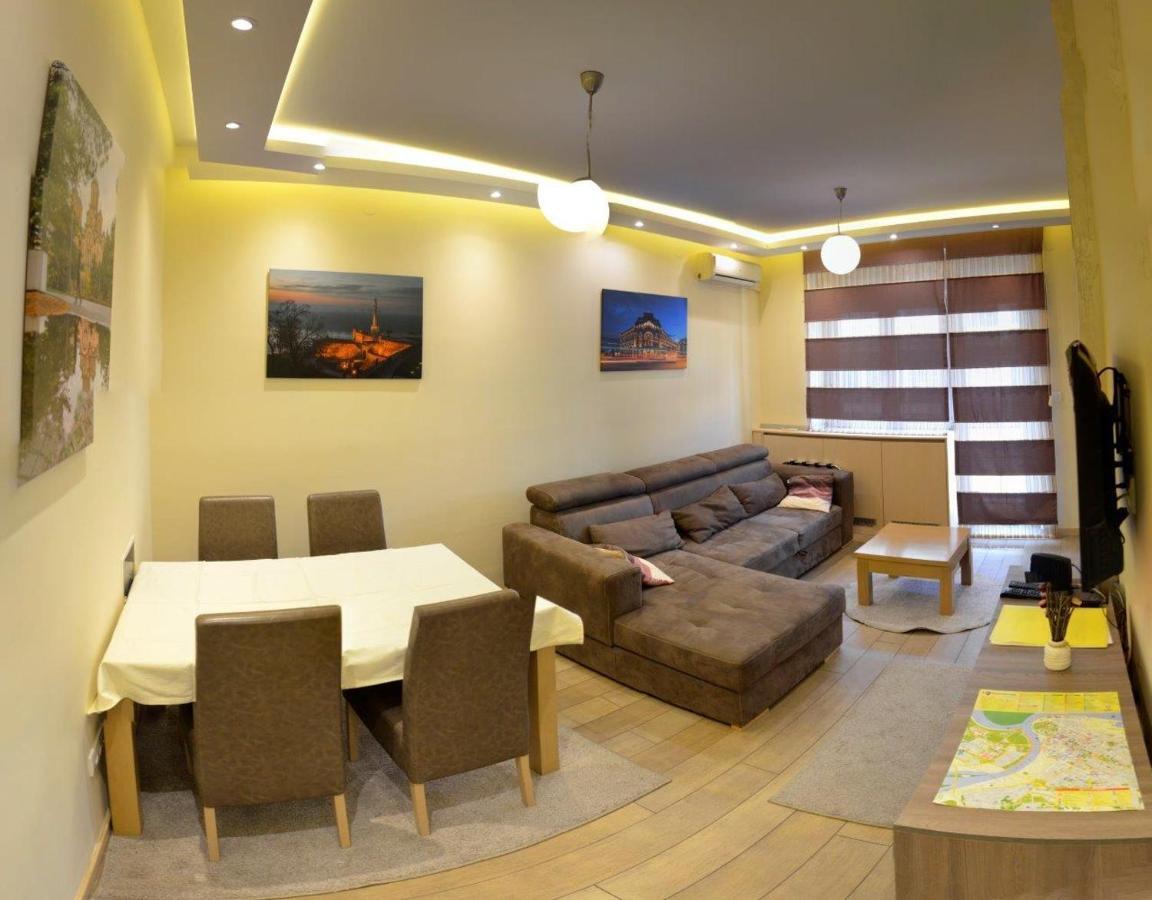 1A Moment Apartment 베오그라드 외부 사진